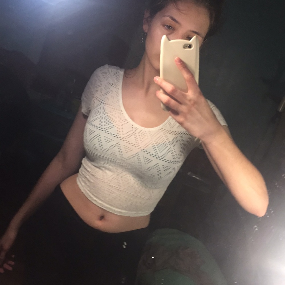 SHEER WHITE CROP TOP